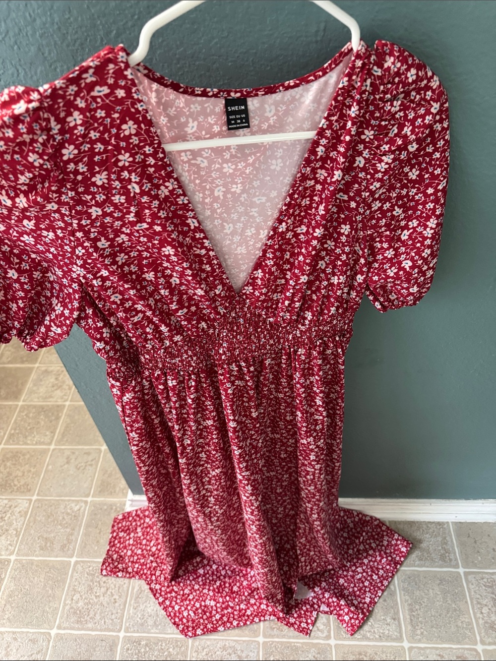SHEIN Red Floral V-Neck Smocked-Waist Tunic